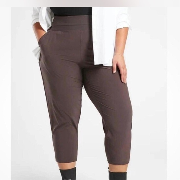 Athleta Pants - Athleta Nolita Ankle Cropped Tapered Pant Slim Casual Athleisure Brown Size 20